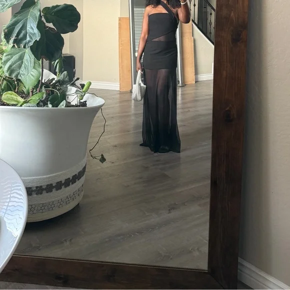 Vashi Cut Out Maxi Mesh Dress - Picture 2 of 4